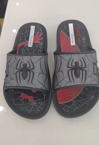 Chinelo do homem aranha 31/32