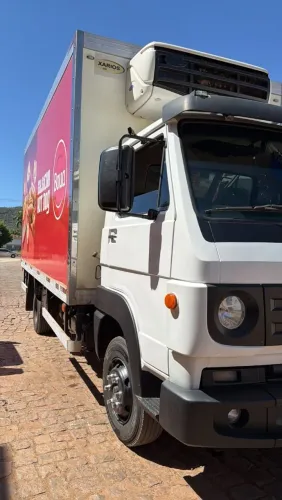 Caminhao trabalhando revisão geral feita recentemente, Caminhao sem detalhe