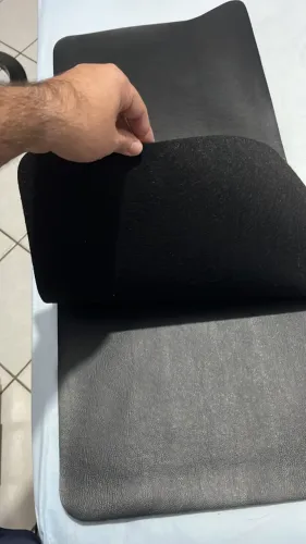 Mouse Pad Grande em Couro Sintético Preto - 90 × 40 cm