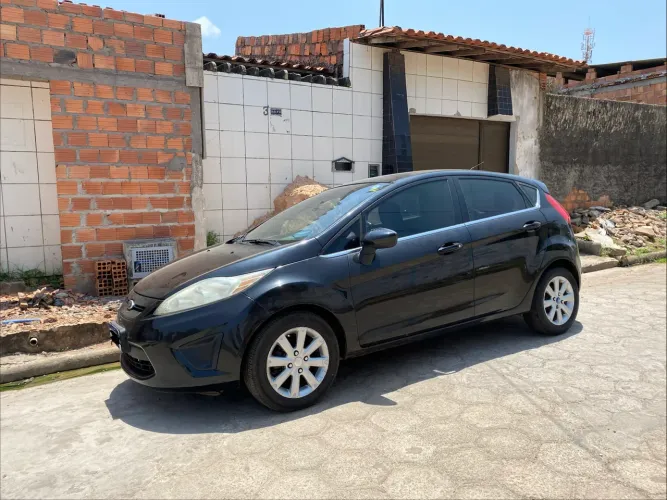 Ford Fiesta SE 1.6 16V Flex 5P 2013