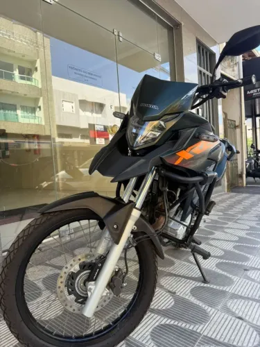 XRE300 NOVA DE GARAGEM 