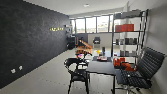 Um Lugar Imóveis Aluga Sala Comercial 405 no Ed. City Office