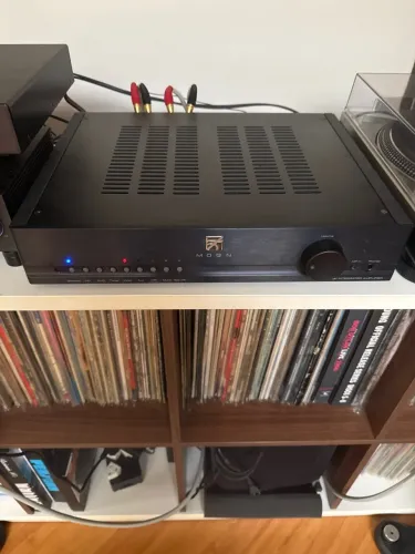Amplificador integrado - Simaudio Moon 220i
