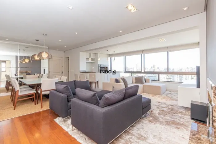 Apartamento à venda 3 quartos, 1 suítes mobiliado no bairro Auxiliadora, Porto Alegre/RS