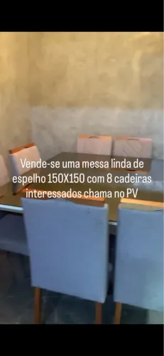 Vende se uma messa com 8 cadeiras linda de espelho 
