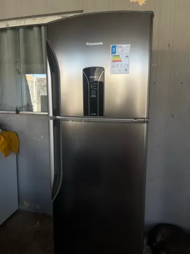 Geladeira Panasonic 110v sistema frostfree