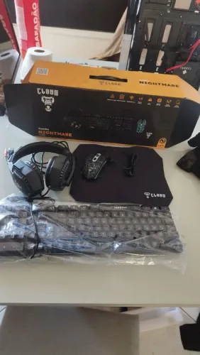 Kit Gamer teclado, mouse, headset e mousepad