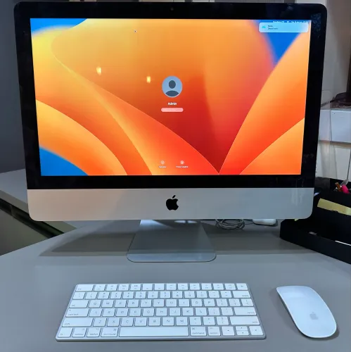 MacBook
