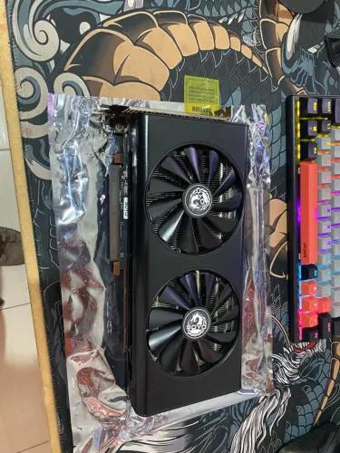 Placa de vídeo RX 5700