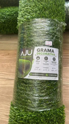Rolo de grama sintética 20mm com 2,21m²