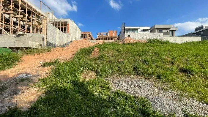 TERRENO À VENDA | CONDOMÍNIO VERANA SÃO JOSÉ DOS CAMPOS