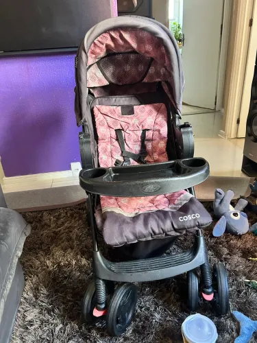Carrinho de bebê Cosco Feminino Rosa