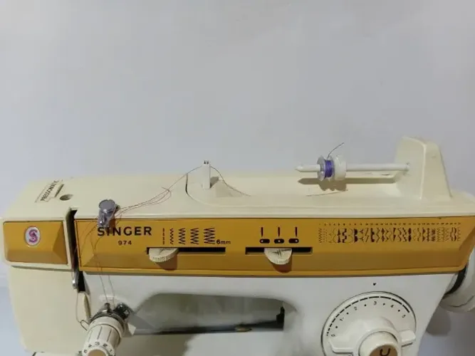 Máquina de costura Singer 
