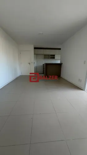 Apartamento com 3 dormitórios e 2 vagas de garagem
