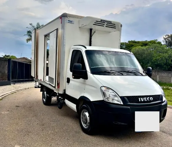 Iveco daily 35s14 refrigerado 2019