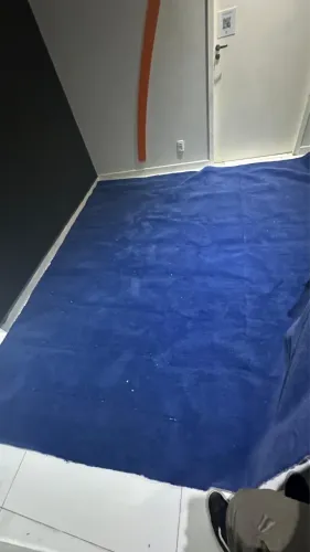 Título: Carpete Aveludado Azul 6mm - 49m² 