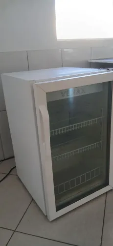 Expositor de bebidas VENAX 100L