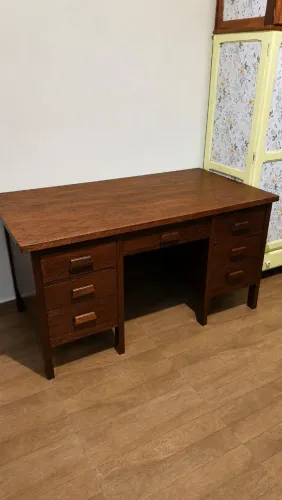 Escrivaninha antiga enorme 1,50 m x 80 cm