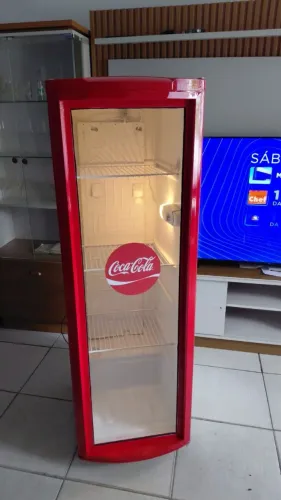 Geladeira expositora de bebidas 127v slim Entrego