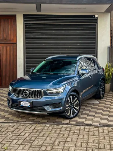 Volvo XC40 XC 40 T-5 Híbrido Momentum 1.5 262cv 2021