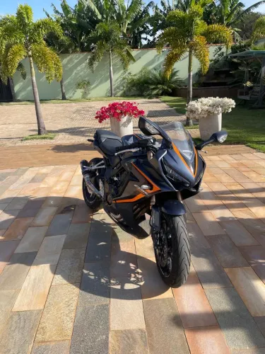 Honda Cbr 650 R 