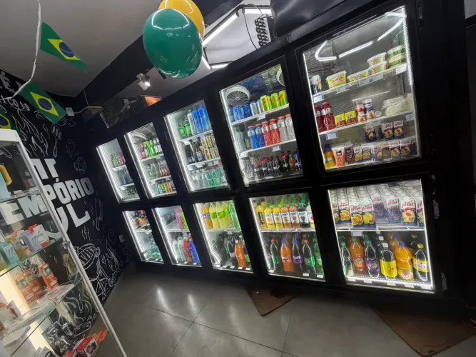 Câmara fria 10 portas vidro
