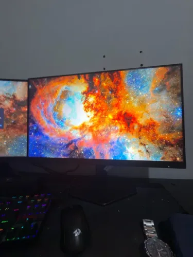 Monitor Gamer AOC 24? 180Hz IPS ? Fluidez máxima e precisão em cada capa! ?