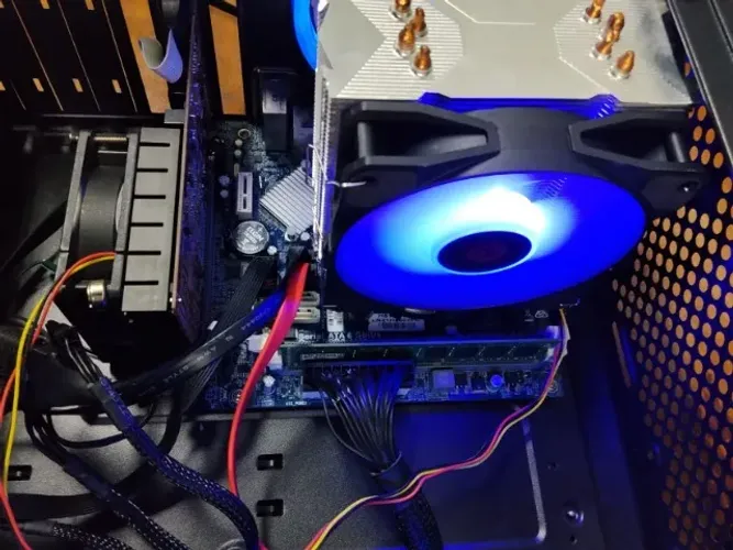 kit lga 1150 - i7 4790 - 8gb de ram - cooler box