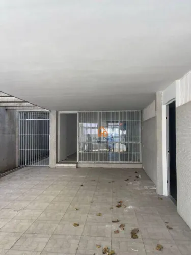 CASA COMERCIAL PARA LOCAÇÃO  AO LADO DO Shopping Santa Cruz