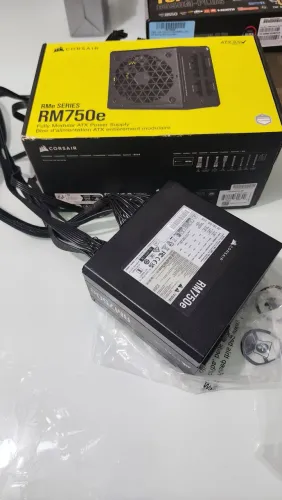 Fonte Corsair RM750e 80 plus gold