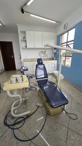 CADEIRA ODONTOLÓGICA COMPLETA