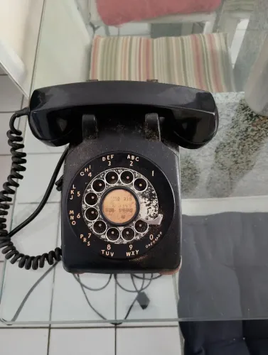 Telefone antigo *