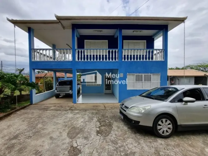 BRA22080 - Chácara com Piscina e Casa Sobrado 3 Dormitórios - Conhecida como Recanto Democ