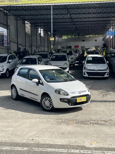 Fiat Punto Attractive 1.4 Fire Flex 8V 5P 2013
