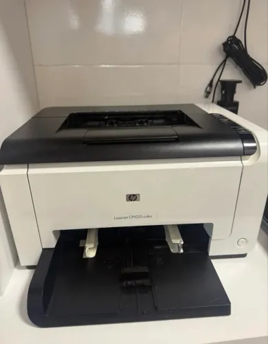 Impressora laser jet CP1025 color hp 