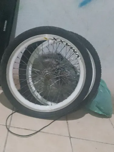 Jante bike aro 20 vmaxx em bom estado