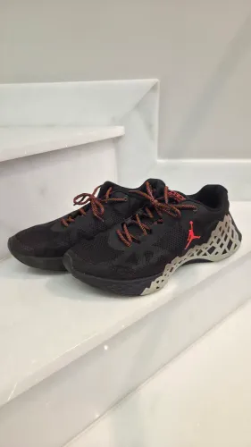 Tenis Jordan Trainer 41