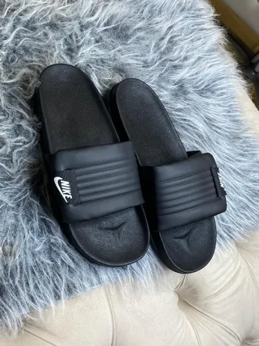 Sandália Nike