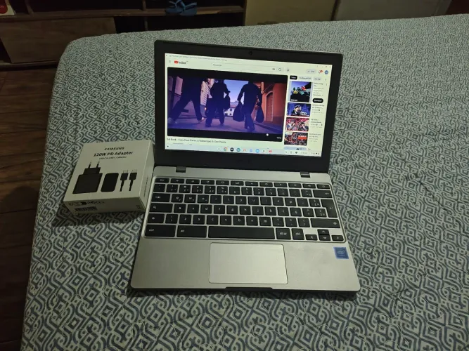 Cromebook Samsung novinho