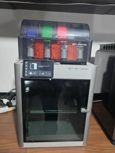 IMPRESSORA 3D BAMBU LAB X1 CARBON NOVÍSSIMA