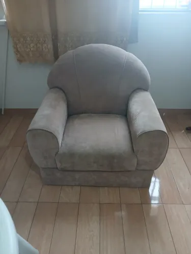 SOFÁ DE UM LUGAR