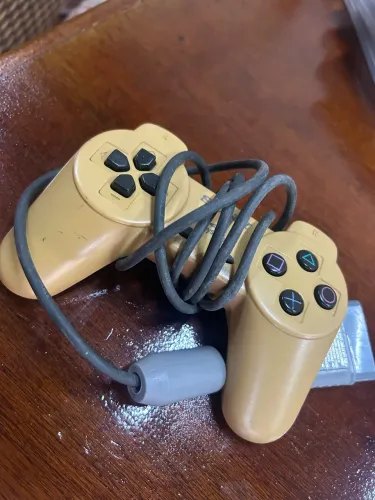 Controle de PS1 e Controle de PS3 + Jogos de PS3