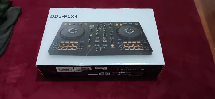 DDJ-FLX4 Pioneer Nova na caixa !