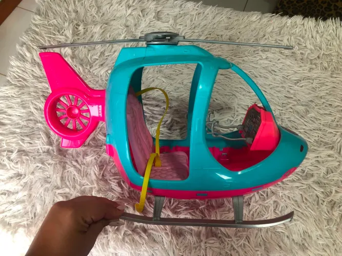 Helicóptero Barbie