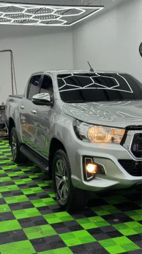 Toyota Hilux CD SRV 4X4 2.8 TDI Diesel Aut. 2020