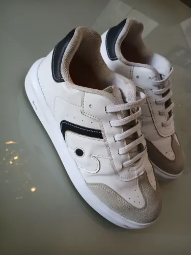 Tênis Bibi tam 34 em couro branco