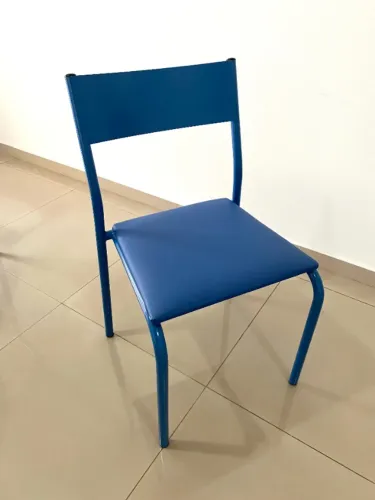 Cadeira Talk azul Tok&Stok