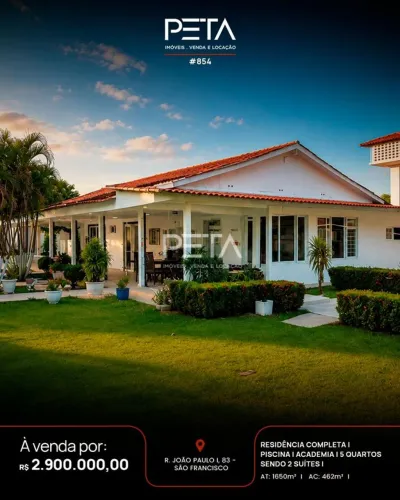 Casa com 5 Quartos à Venda, São Francisco - Boa Vista