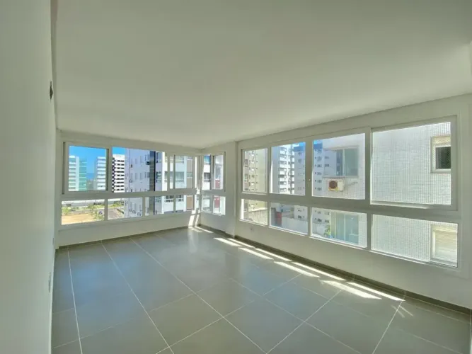 VENDO APARTAMENTO EM CAPÃO DA CANOA COM 03 DORMITÓRIOS SENDO 01 SUÍTE + LAVABO E BANHEIRO 