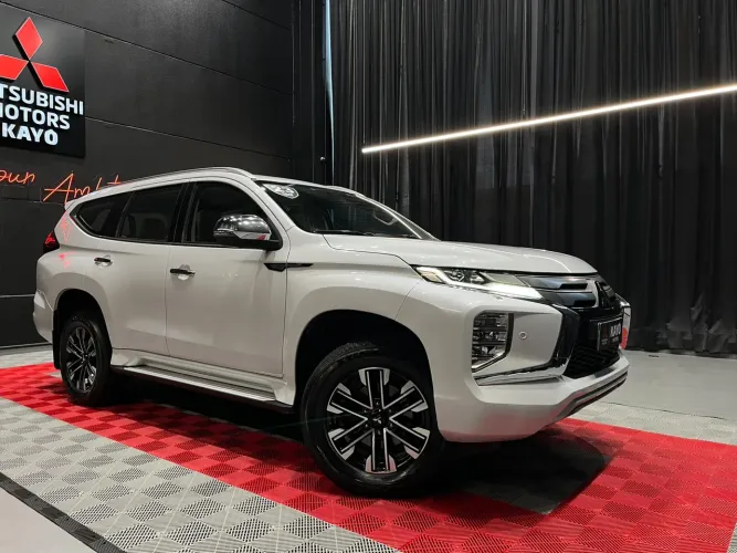 Mitsubishi Pajero Sport HPE 2.5 4X4 Diesel Aut. 2023